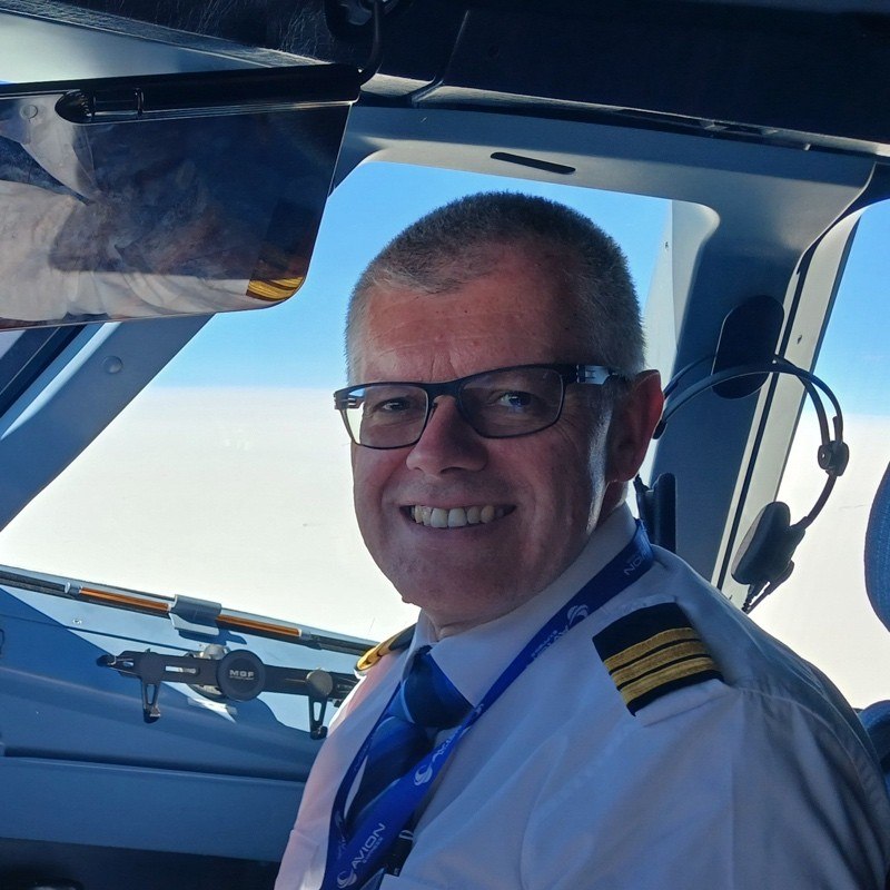 Peter Thommen — Airline Pilot A320